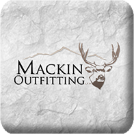 www.mackinoutfitting.com